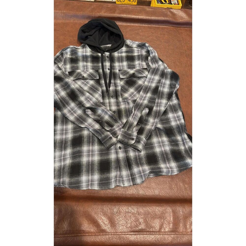 Mens No Boundaries  Black & White Plaid Long Sleeve Button Hooded 2XL